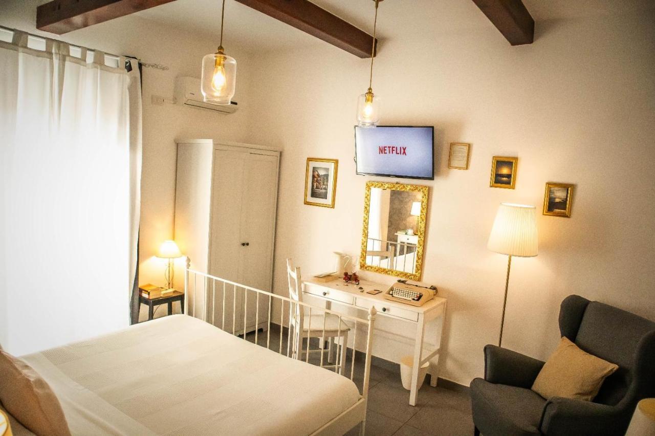 Guest House Camilla อาลเกโร ภายนอก รูปภาพ